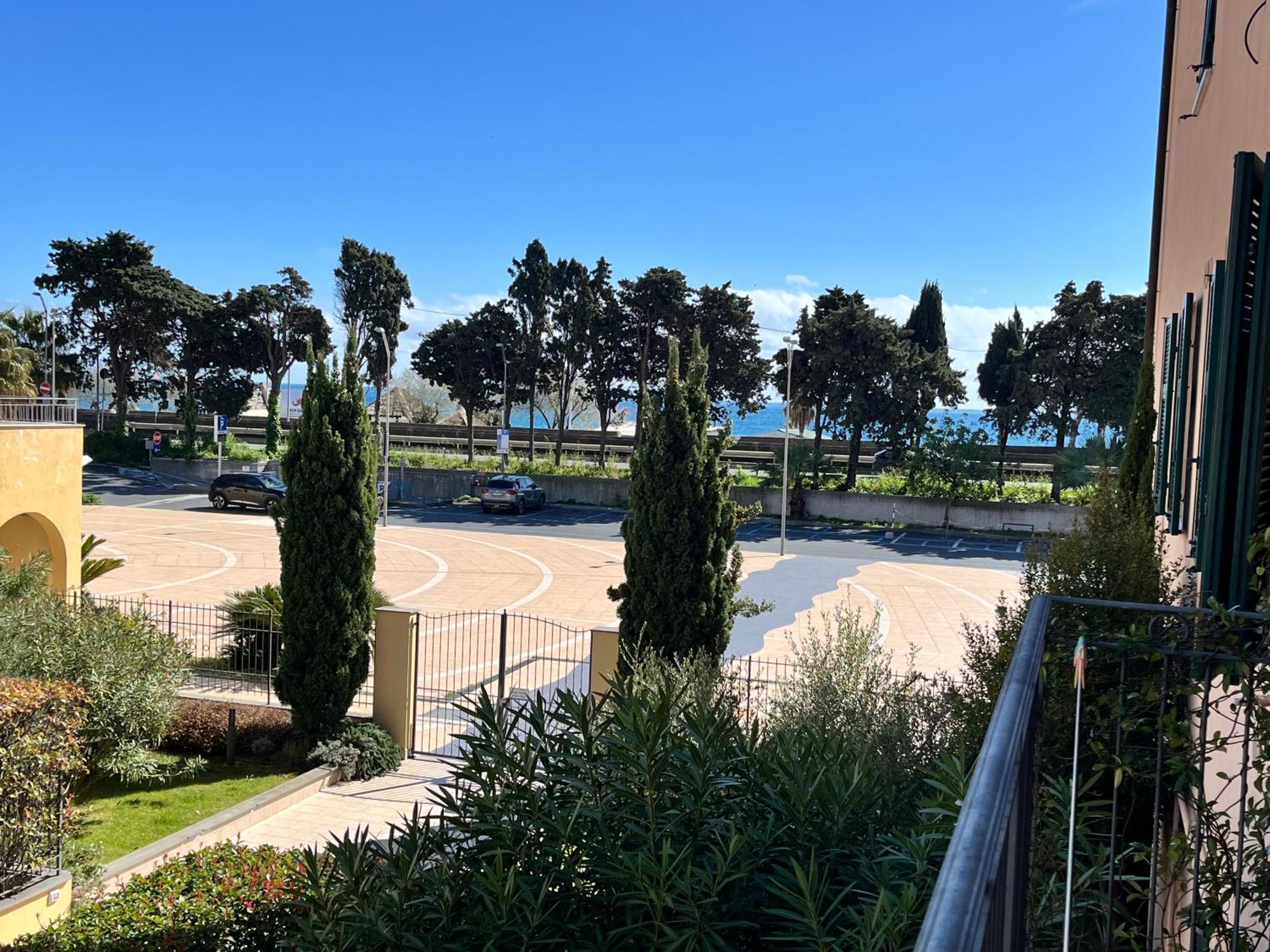 Studio Mer Piscine Cala Di Sole Imperia Italie Mono Locale Une Seule Piece 외부 사진